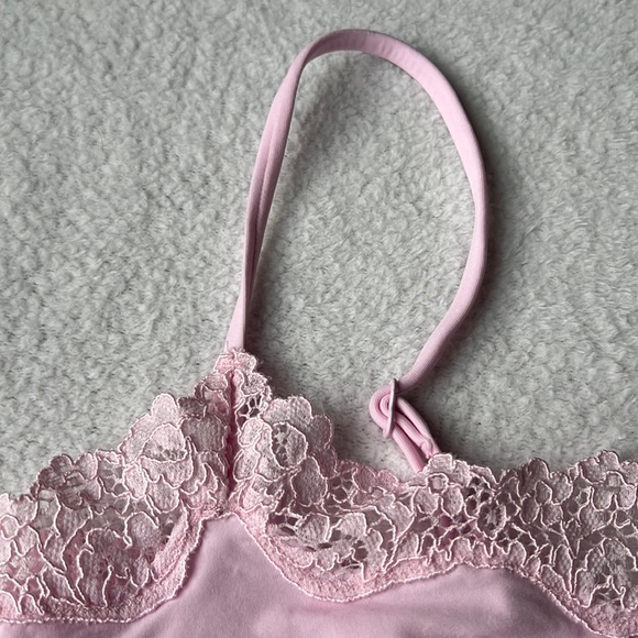 SKIMS  Fits Everybody Lace-trimmed Stretch-jersey Thong Bodysuit - Picture 7 of 11